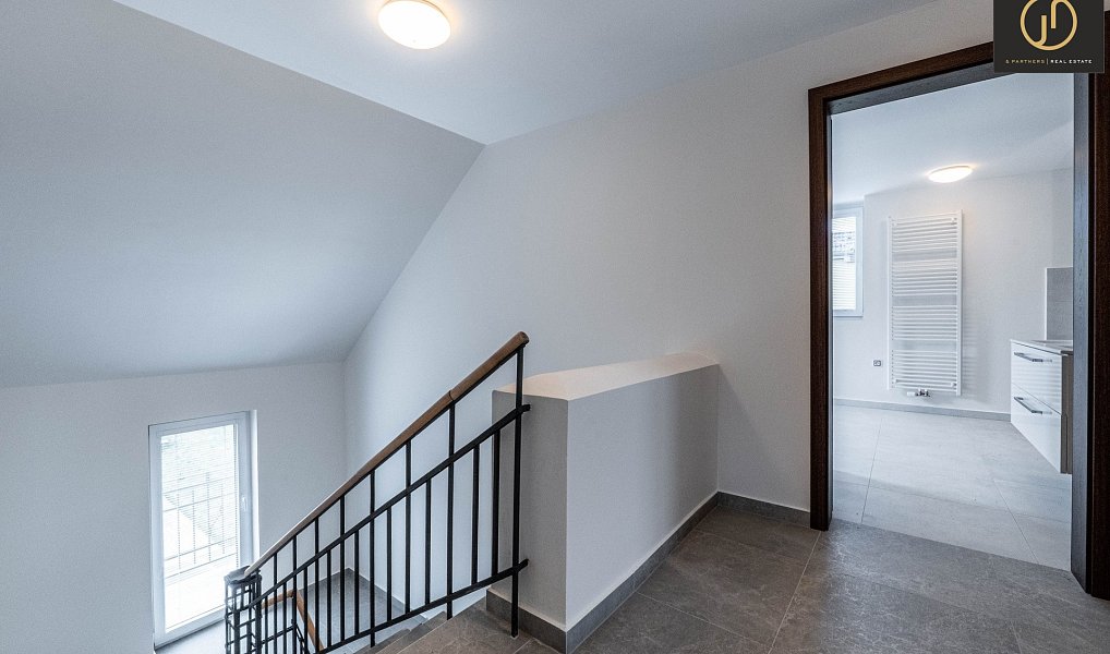 Prodej domu 209 m² s pozemkem 630 m², Kladno – náhled fotky 16