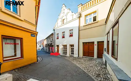 Pronájem obchodních prostor 85 m², Kostnická, Tábor