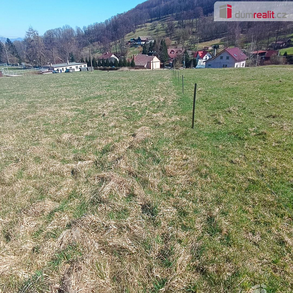 Prodej stavebního pozemku 1 819 m² — photo 4