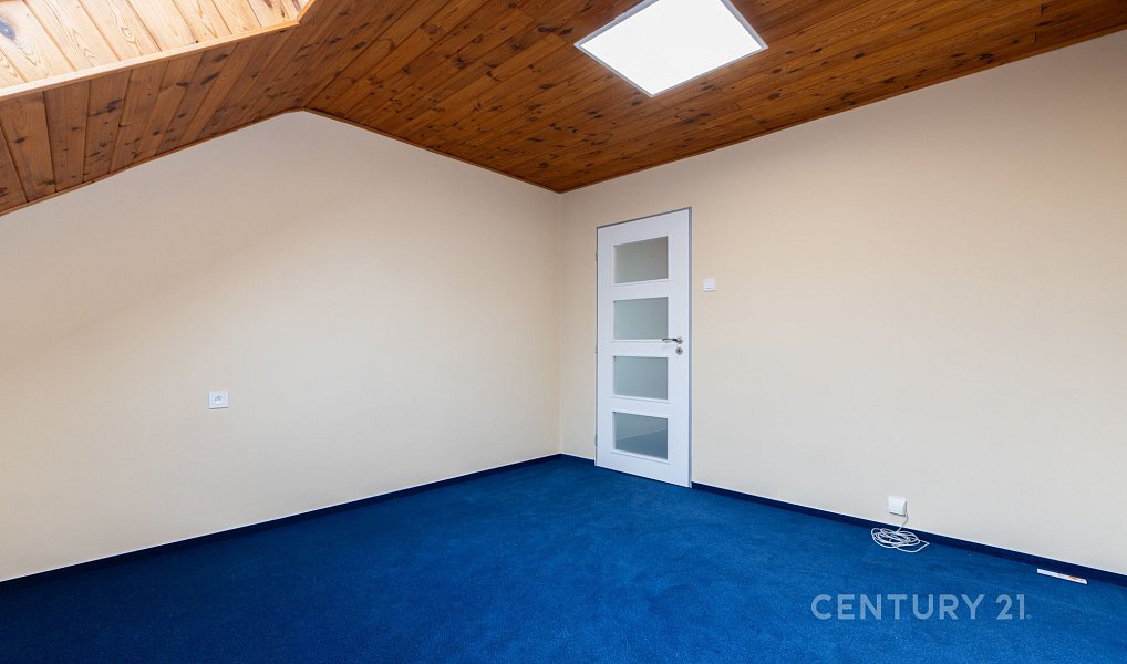 Prodej domu 193 m² s pozemkem 527 m², Praha – náhled fotky 25