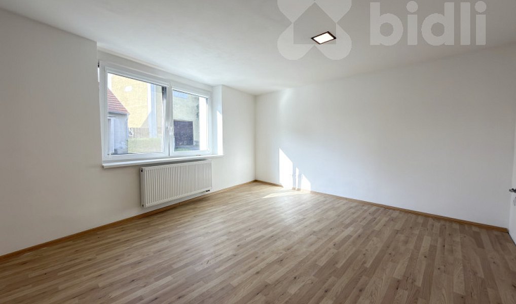 Prodej domu 140 m² s pozemkem 327 m², Evaň – náhled fotky 10