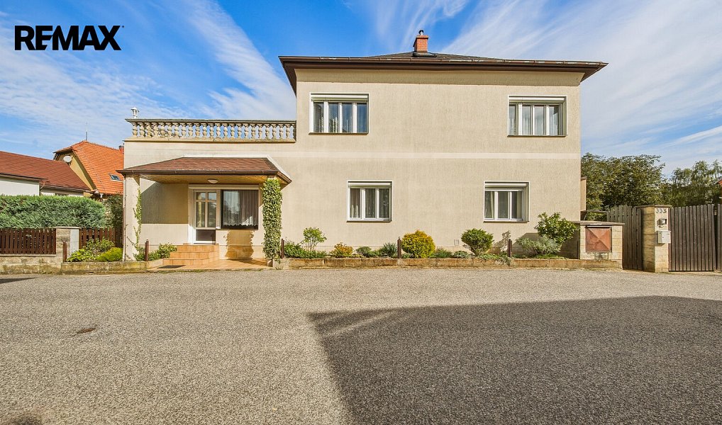 Prodej domu 257 m² s pozemkem 662 m², Nový Bor – náhled fotky 37