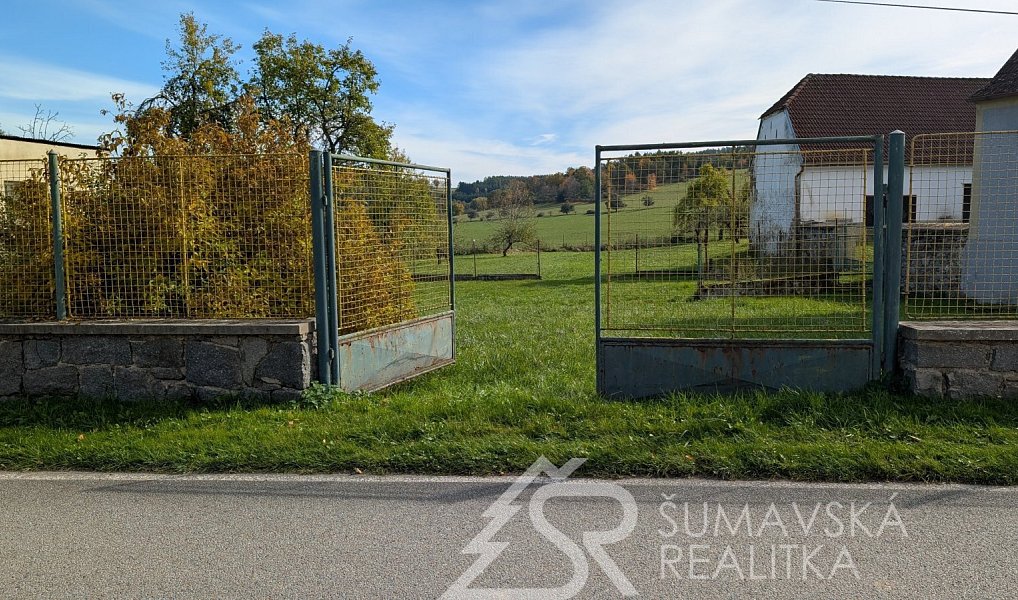 Prodej stavebního pozemku 1 966 m², Volenice – náhled fotky 14