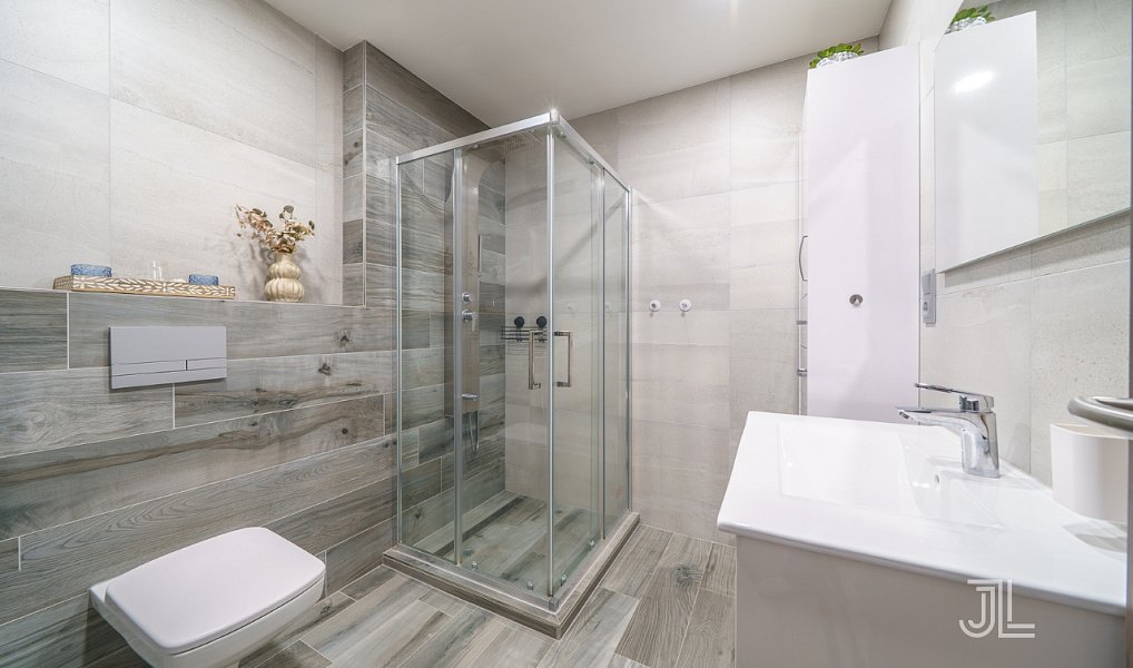 Prodej bytu 5+kk 120 m², Karlovy Vary – náhled fotky 15