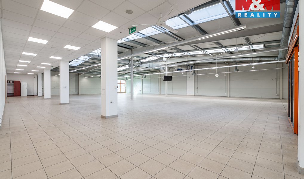 Prodej obchodních prostor 1 224 m², Žďár nad Sázavou – náhled fotky 8