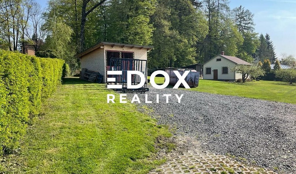 Prodej stavebního pozemku 1 551 m², Strančice – náhled fotky 7