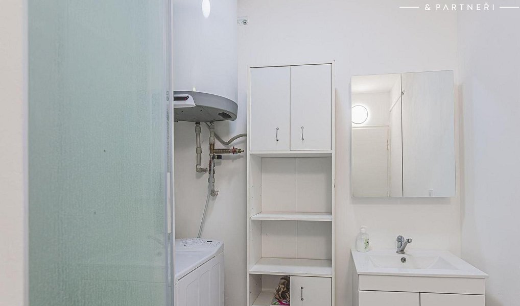 Pronájem bytu 1+1 45 m², Hradec Králové – náhled fotky 10