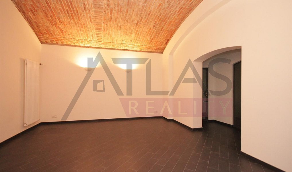 Pronájem bytu 3+1 134 m², Praha – náhled fotky 3