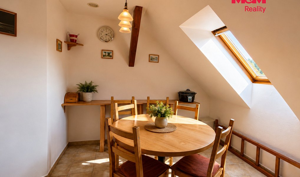 Prodej ubytovacího objektu 272 m², Nová Pec – náhled fotky 27