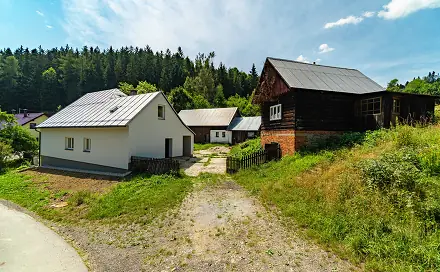 Prodej domu 343 m² s pozemkem 1 671 m², Liptál, okres Vsetín