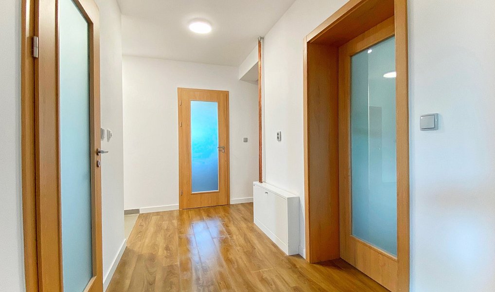Prodej bytu 4+kk 87 m², Jindřichův Hradec – náhled fotky 13