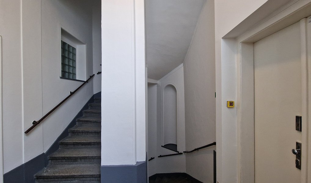 Prodej nájemního domu, činžáku 1 476 m², Praha – náhled fotky 24
