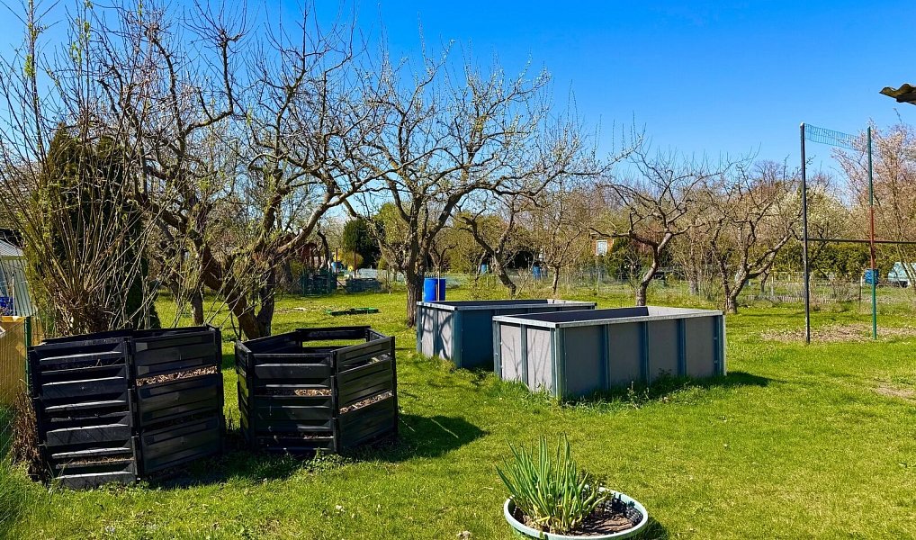Prodej chaty/chalupy 8 m² s pozemkem 355 m², Pardubice – náhled fotky 9