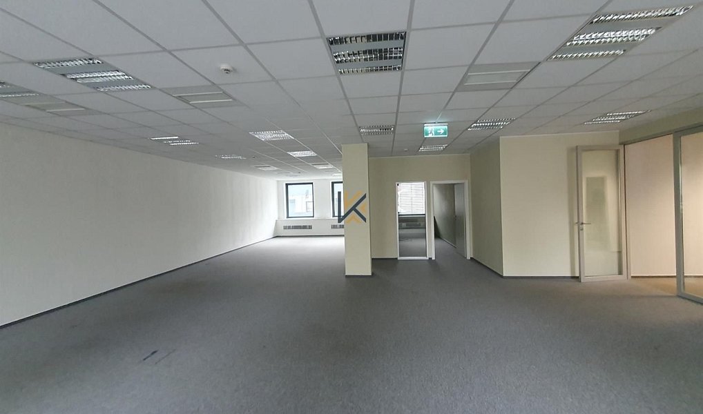Pronájem kanceláře 235 m², Praha – náhled fotky 6