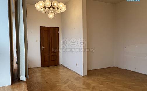 Pronájem kanceláře 131 m², Školní, Chomutov