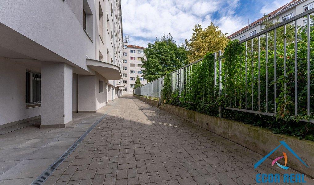 Prodej bytu 2+kk 53 m², Praha – náhled fotky 5