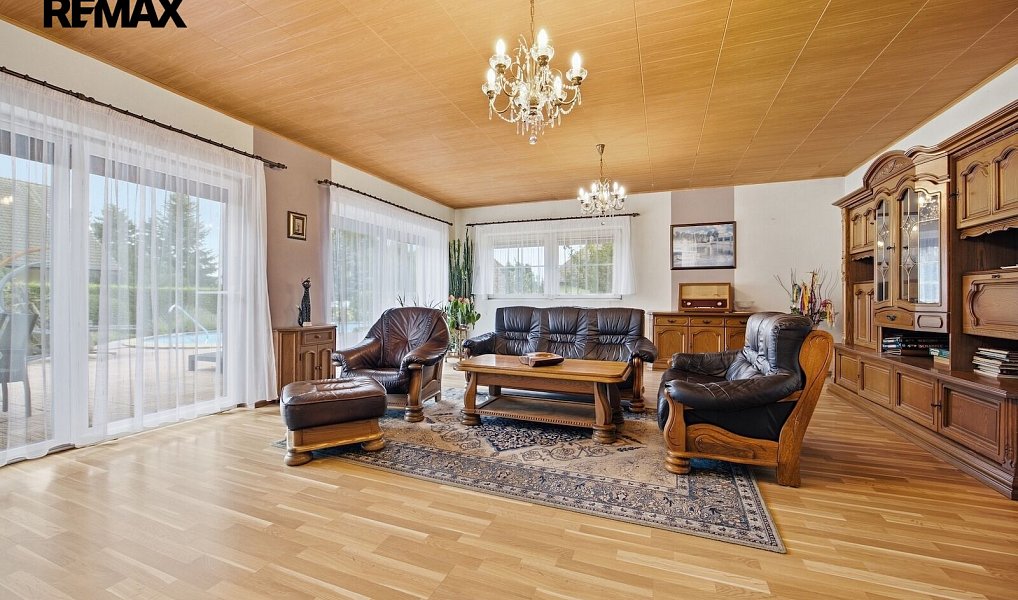 Prodej domu 232 m² s pozemkem 1 207 m², Dolní Břežany – náhled fotky 9