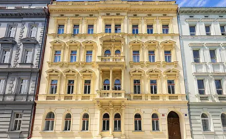 Prodej Garáže, Peckova, Praha 8 - Karlín