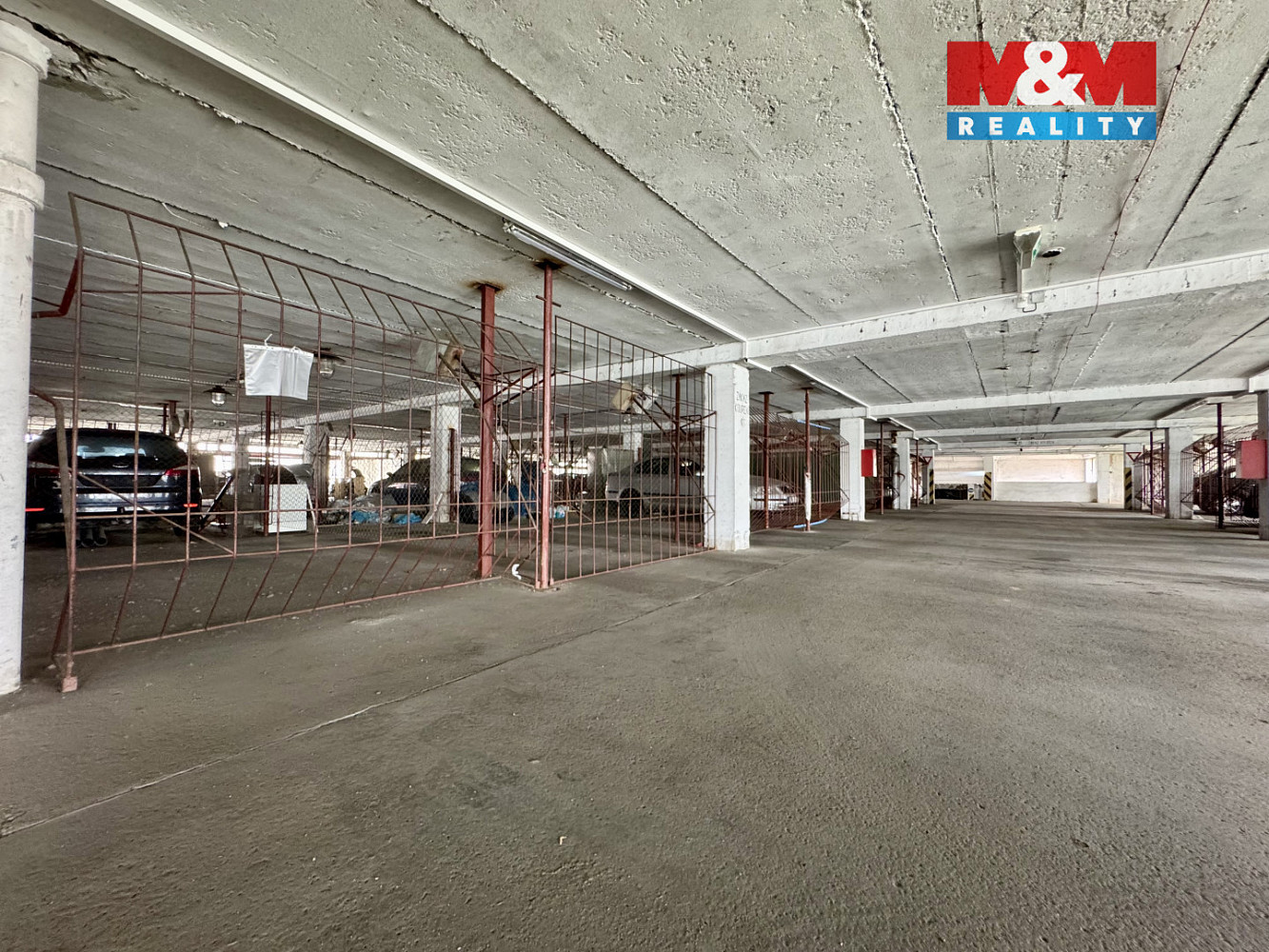 Prodej garážového stání, 16 m2, praha, ul. lovosická — photo 3