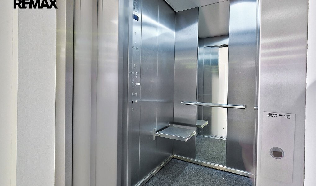 Pronájem obchodních prostor 97 m², Praha – náhled fotky 6