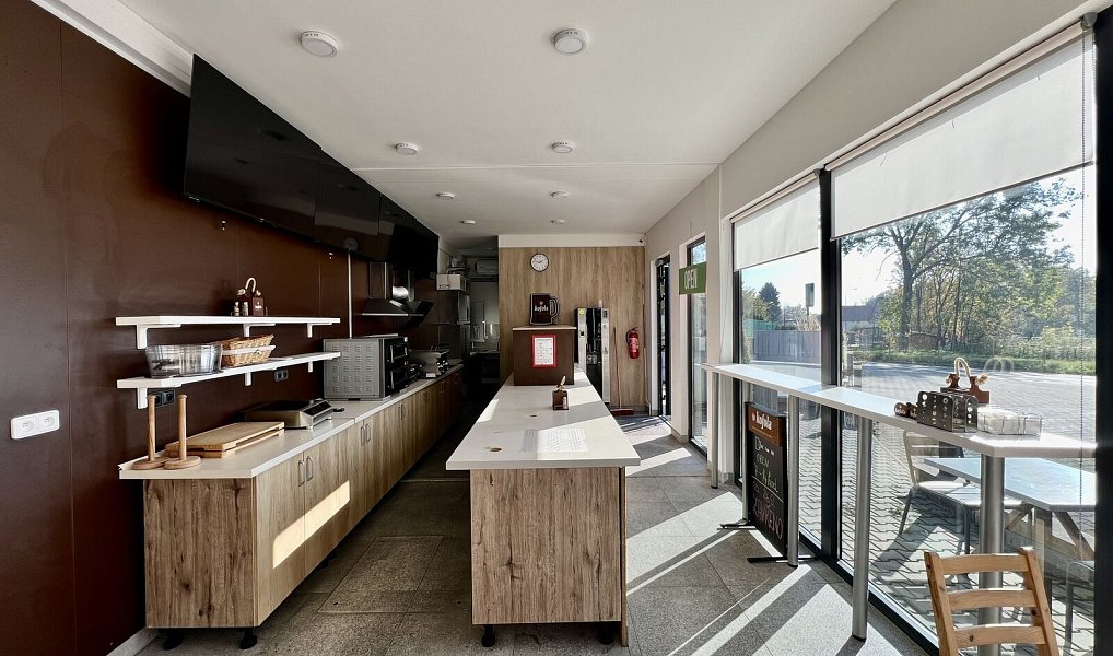 Pronájem komerčního objektu (jiného typu) 38 m², Ostrov – náhled fotky 11