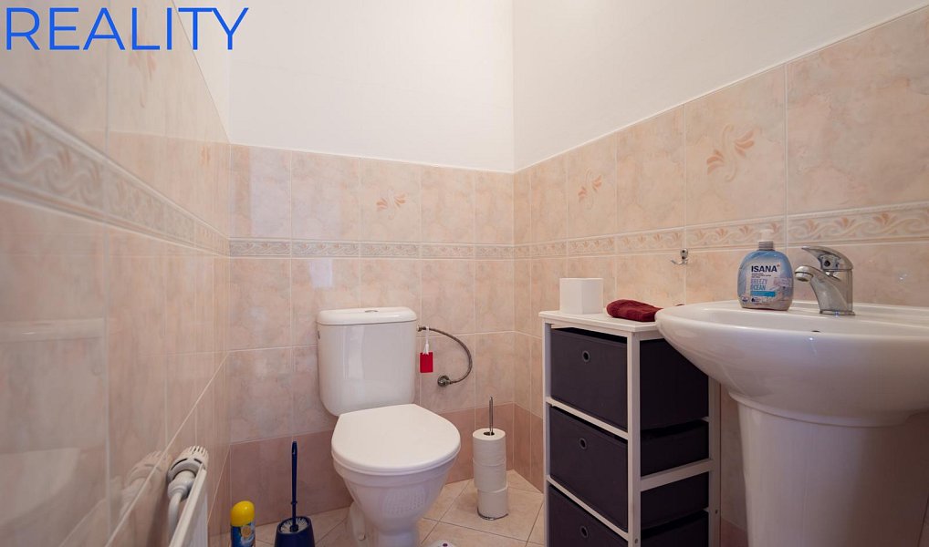 Prodej domu 286 m² s pozemkem 856 m², Úsov – náhled fotky 17
