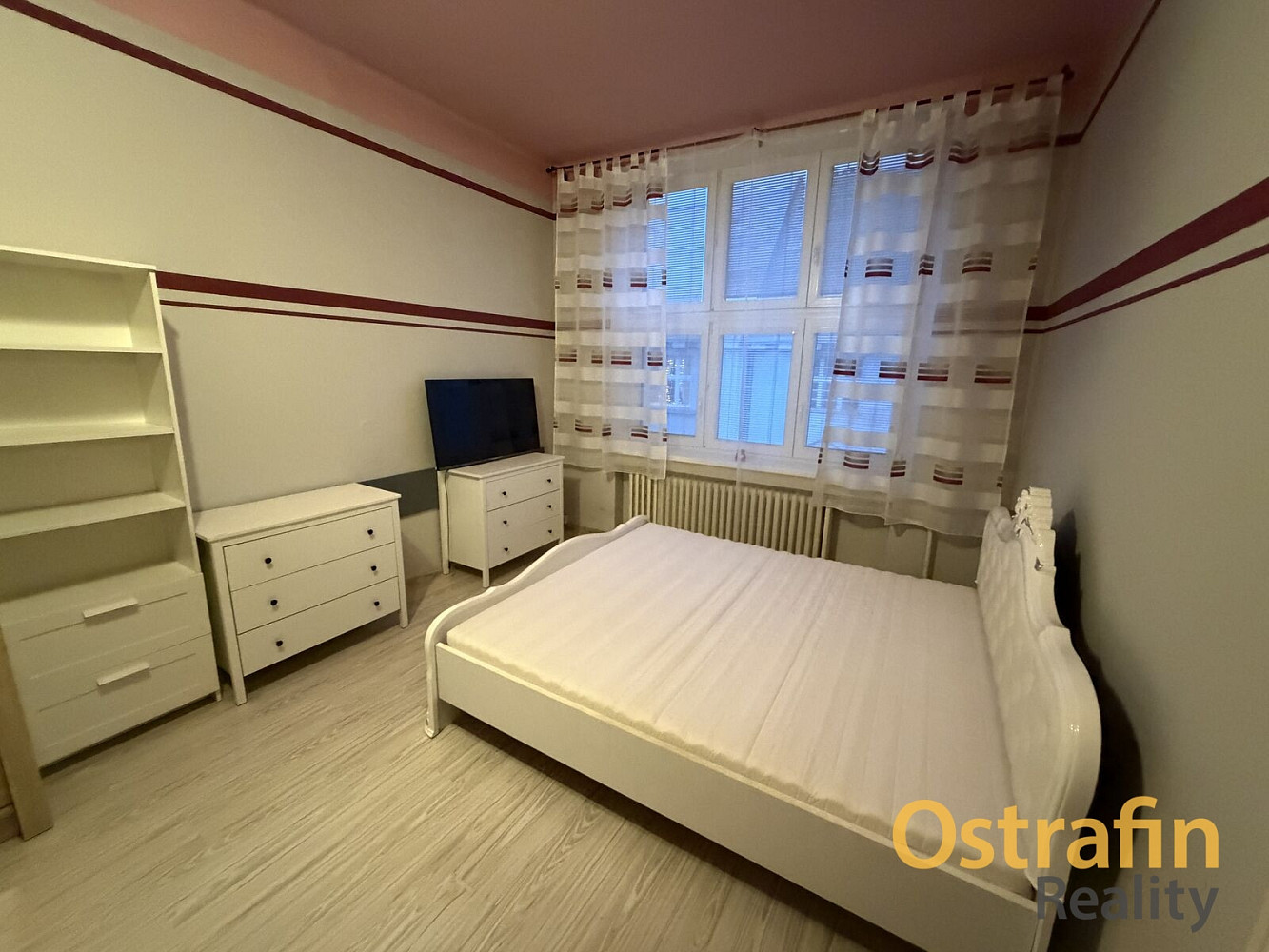 Pronájem bytu 2+1 87 m² – fotografie 4