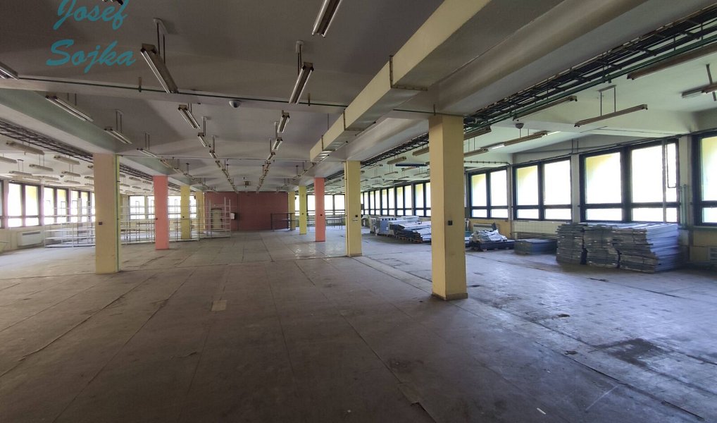 Pronájem skladovacích prostor 4 500 m², Adamov – náhled fotky 6