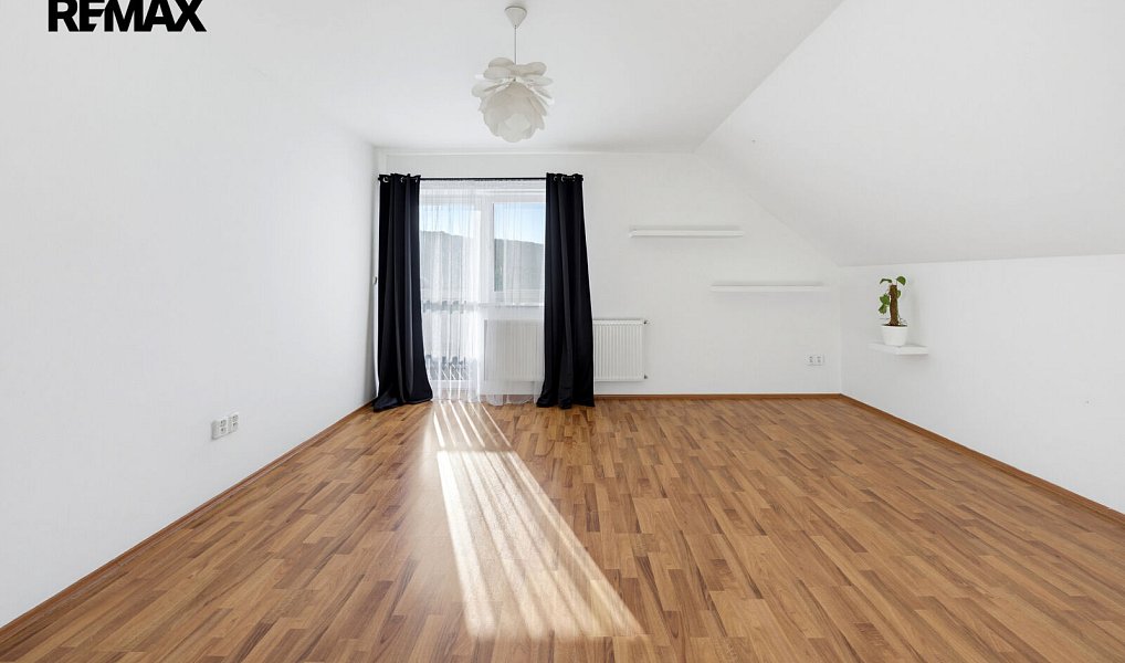 Prodej domu 174 m² s pozemkem 586 m², Malá Lhota – náhled fotky 10