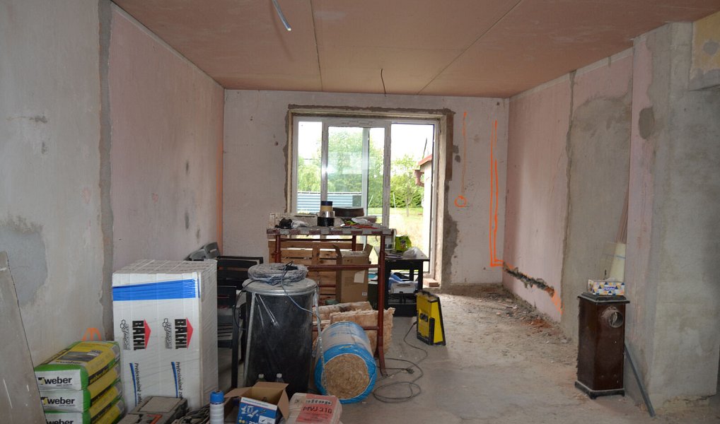 Prodej domu 200 m² s pozemkem 889 m², Bánov – náhled fotky 2