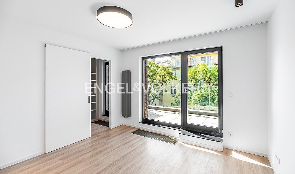 Prodej bytu 4+kk 106 m², Praha – náhled fotky 3