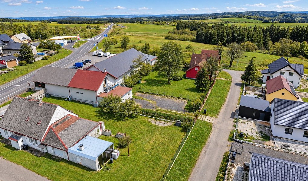Prodej domu 295 m² s pozemkem 1 331 m², Hora Svatého Šebestiána – náhled fotky 7