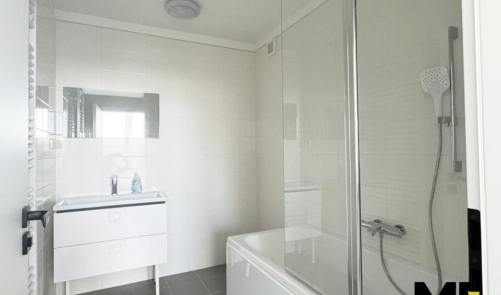 Prodej bytu 3+1 90 m², Pardubice – náhled fotky 13