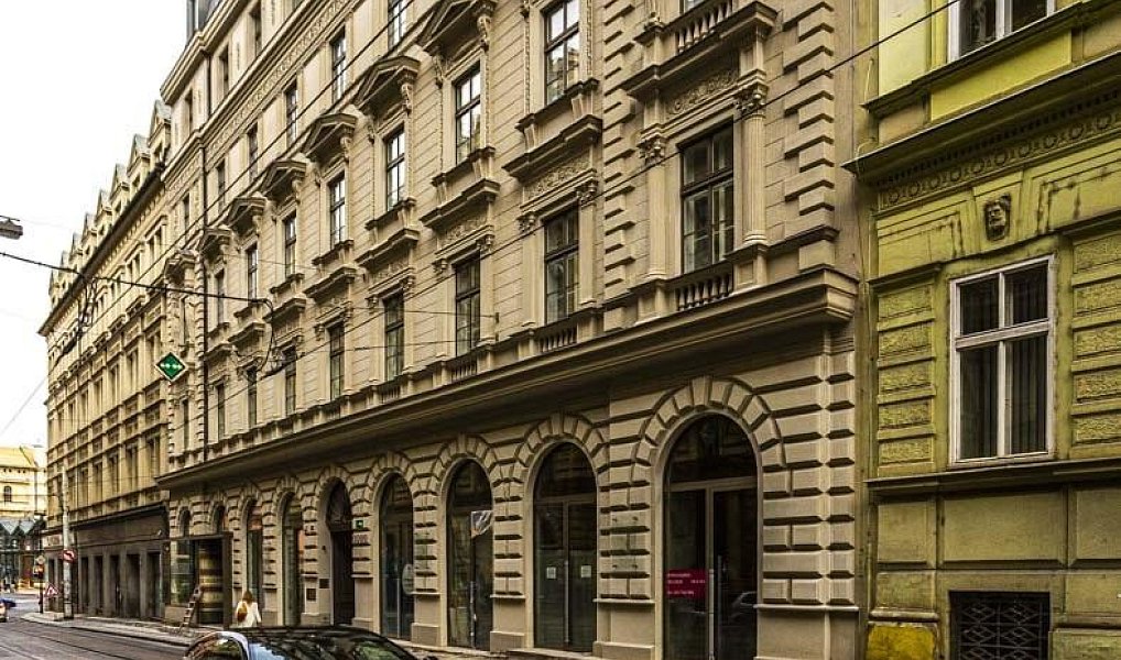 Pronájem bytu 2+kk 72 m², Praha – náhled fotky 26
