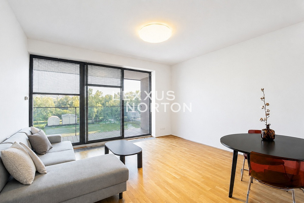 Pronájem bytu 2+kk 71 m²