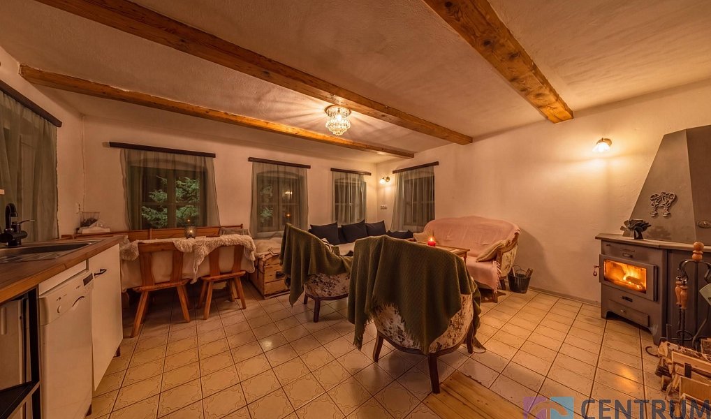 Prodej domu 110 m² s pozemkem 2 646 m², Mařenice – náhled fotky 2