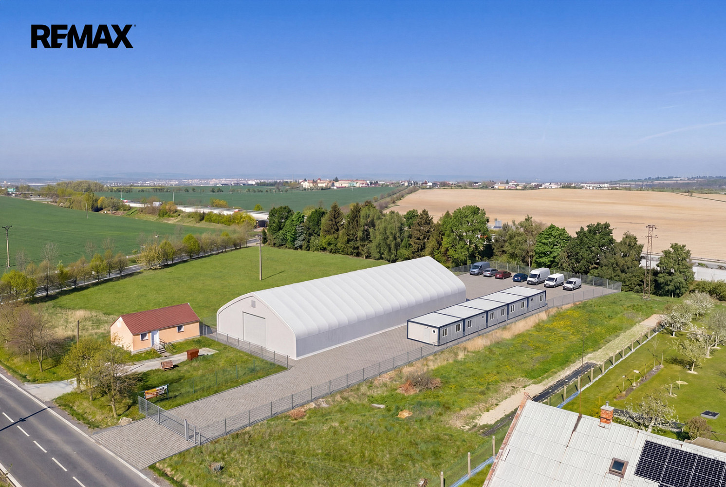 Prodej komerčního pozemku 3 714 m² – pohled 3