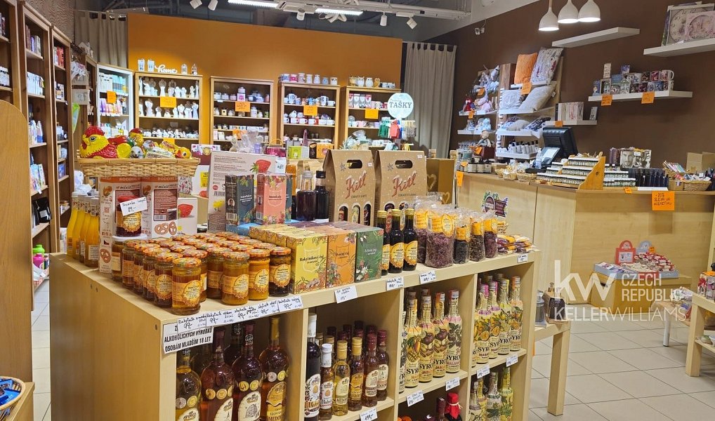 Pronájem obchodních prostor 87 m², Hradec Králové – náhled fotky 2