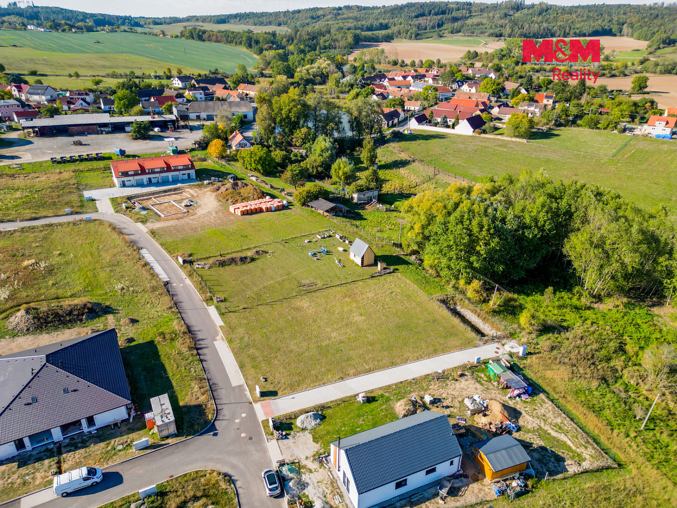 Prodej stavebního pozemku 1 281 m² – fotografie 3
