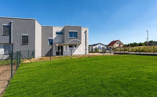 Prodej domu 174 m² s pozemkem 442 m², Cenomanská, Chýně, okres Praha-západ
