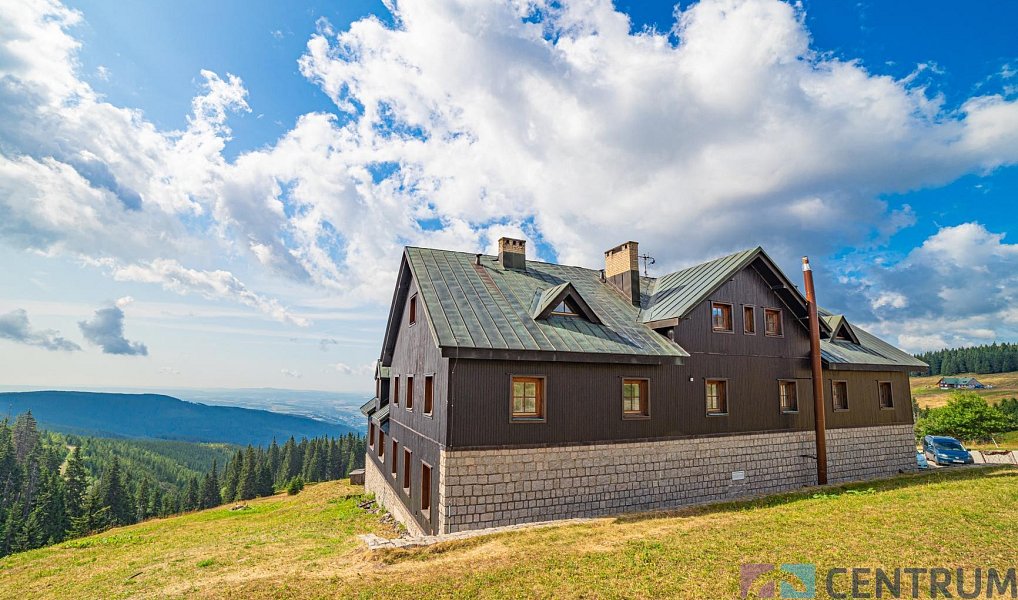 Prodej chaty/chalupy 1 087 m² s pozemkem 33 716 m², Strážné – náhled fotky 3