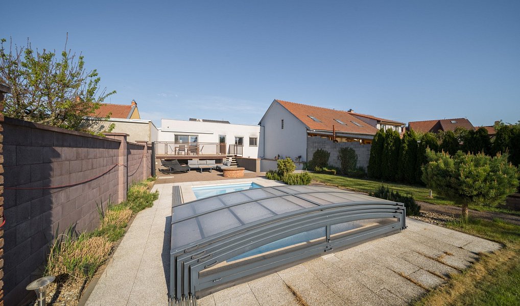 Prodej domu 197 m² s pozemkem 621 m², Kobylnice – náhled fotky 4