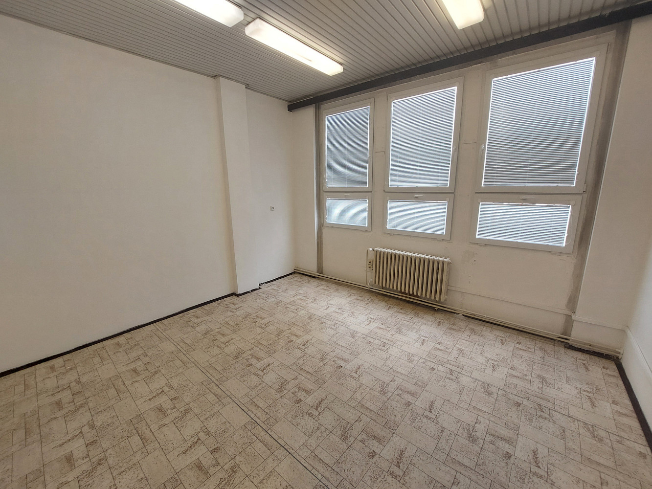 Pronájem kanceláře 101 m² – fotografie 4
