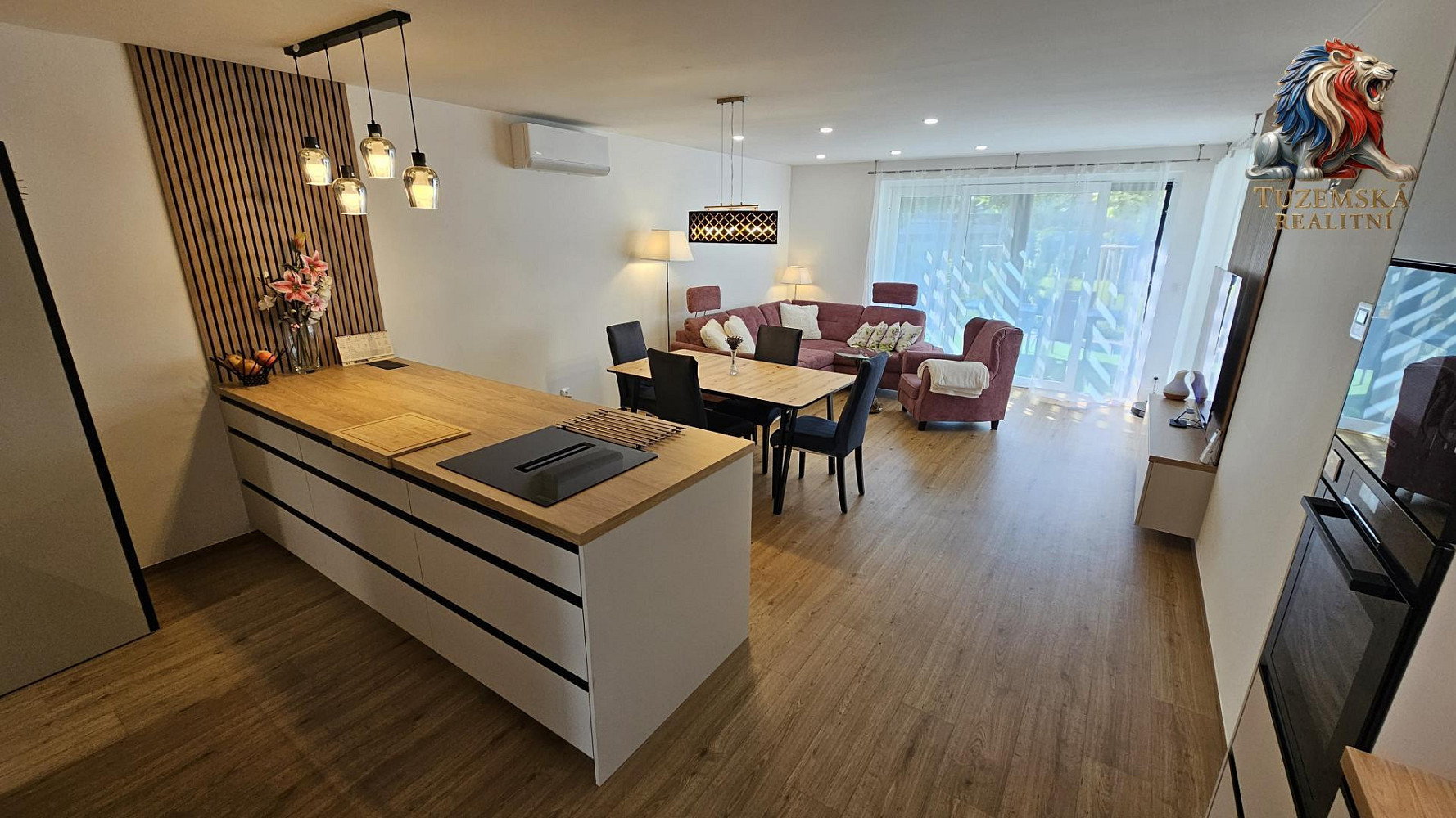 Prodej domu 165 m² s pozemkem 329 m²