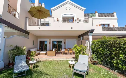 Prodej domu 186 m² s pozemkem 20 m², El Paraiso, Španělsko
