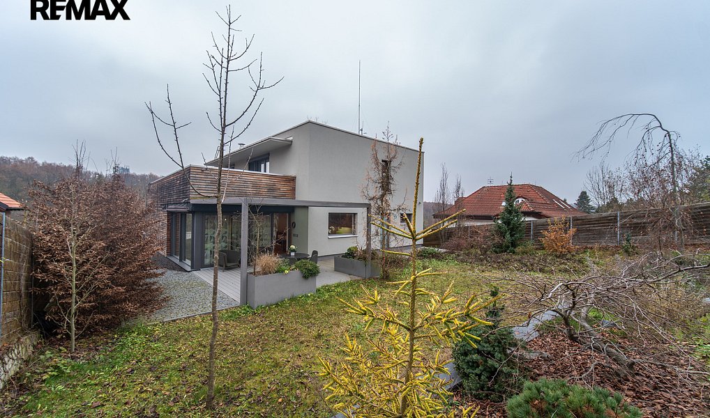 Prodej domu 536 m² s pozemkem 1 709 m², Praha – náhled fotky 33