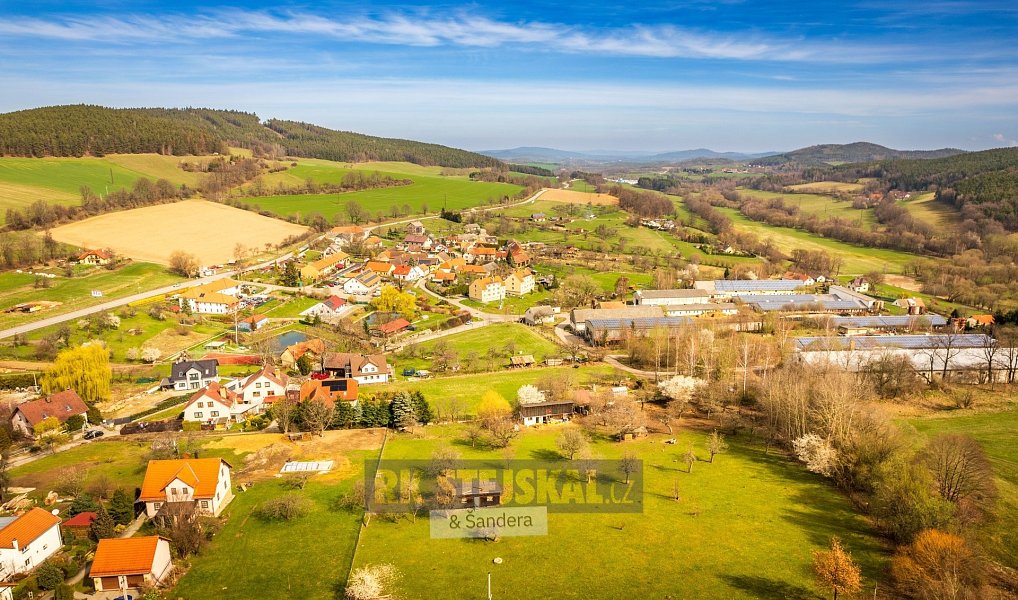 Prodej stavebního pozemku 2 282 m², Prachatice – náhled fotky 5