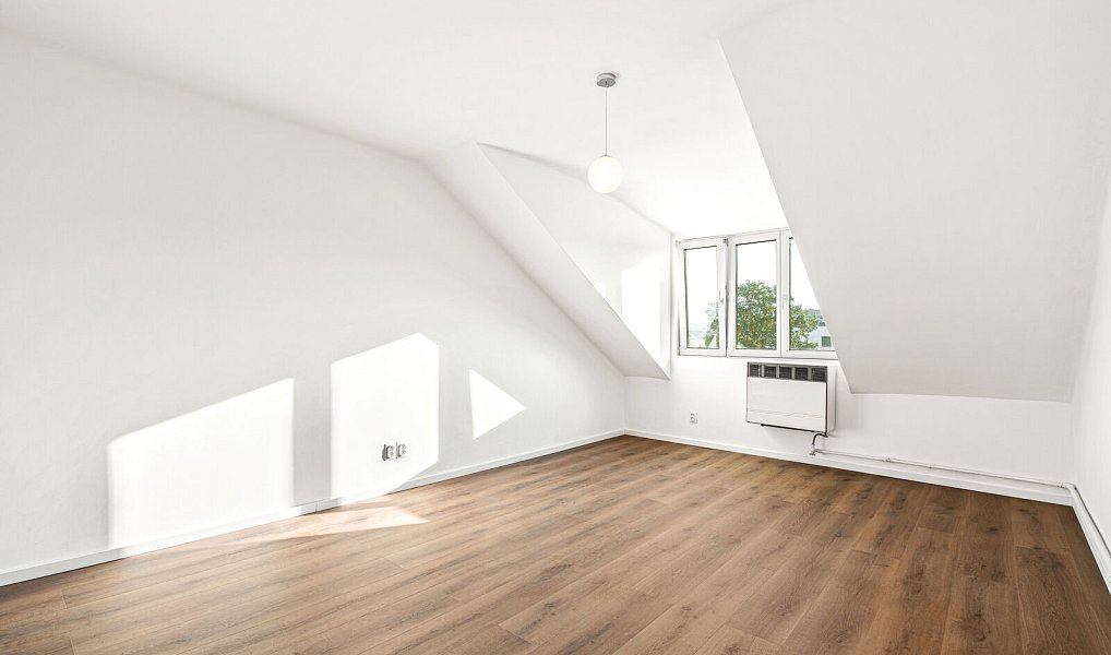 Prodej bytu 1+1, 30 m², Hloubětín, Praha 14, Praha