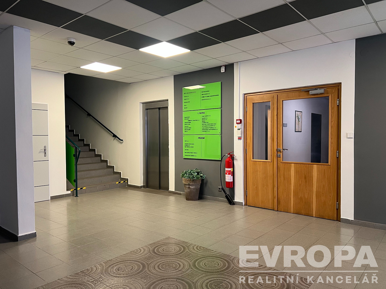 Pronájem kanceláře 30 m² — photo 4