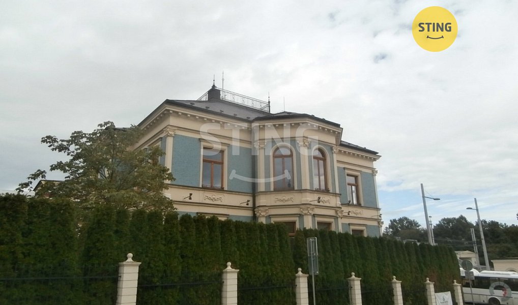 Pronájem komerčního prostoru, 238 m², Předměstí, Opava